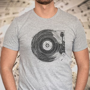 Unisex Record Player Shirt, Turntable Shirt, Vinyl Record Shirt, Music Enthusiast Shirt, Music Lover Tshirt, Vintage Turntable Graphic Shirt