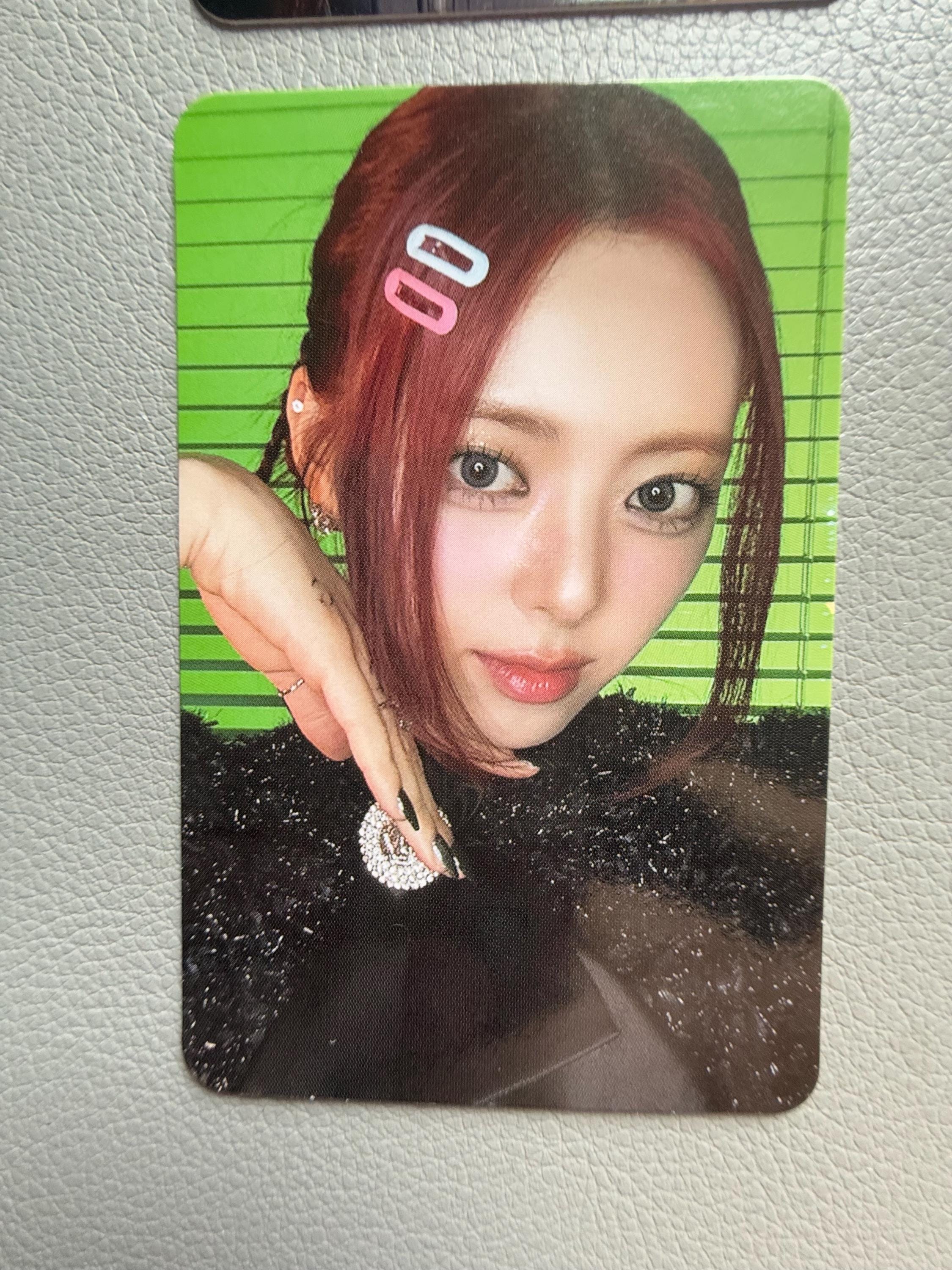 Official ITZY Born to Be Yuna Album Photocards - Etsy