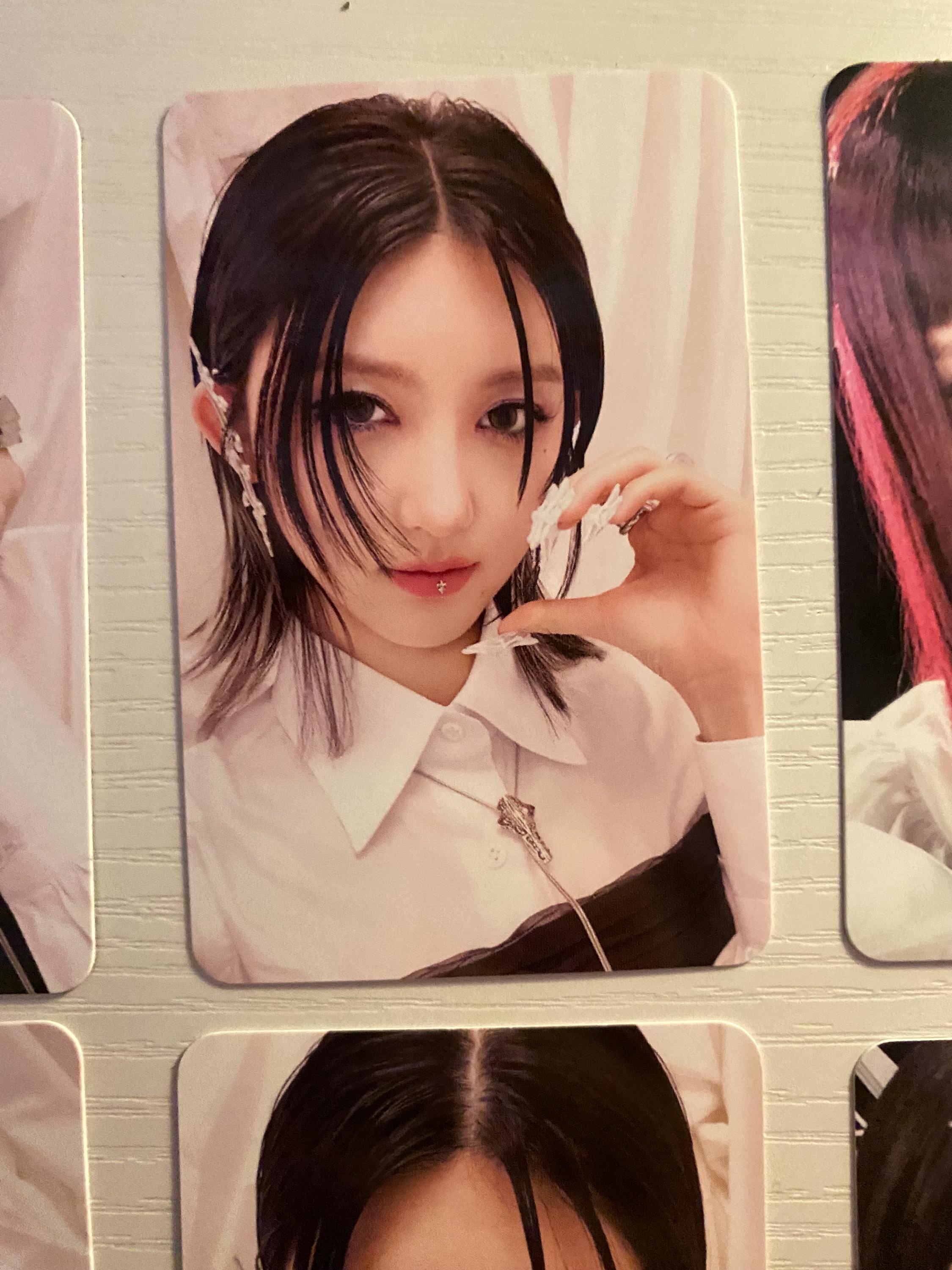 Official IVE Switch Gaeul Photocards - Etsy