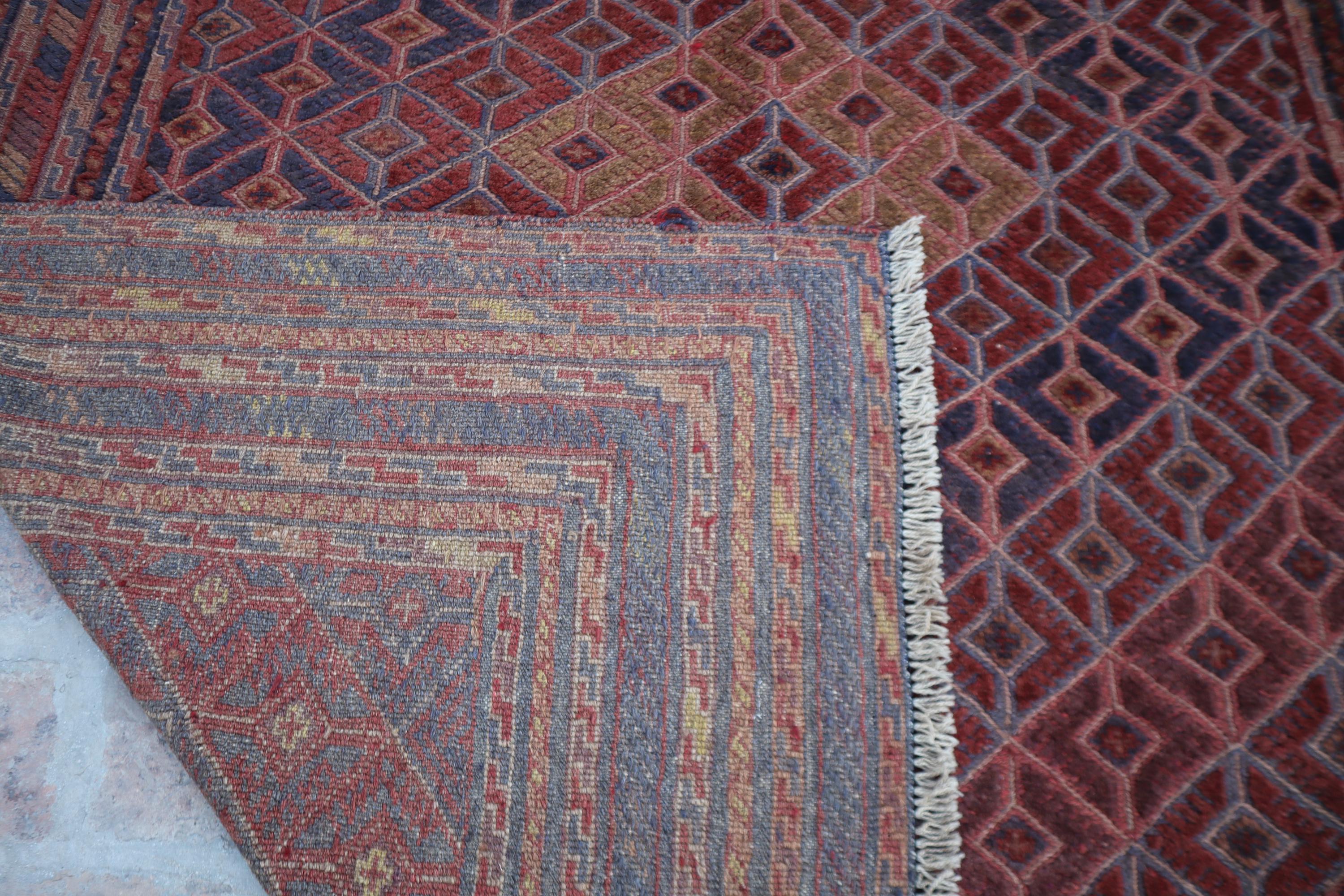 5'5x6'5フィートのトライバルムシュワニラグ - ハンドメイドの手編み