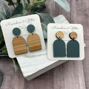 Dangle earrings, boho earrings, wood earrings, lightweight earrings, gift for her, minimalist, natural earrings, fall summer, stud earrings