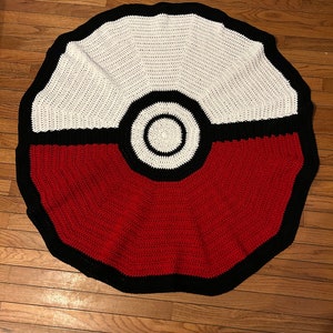 Crochet Poke Ball Blanket