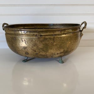 Antique brass planter, vintage brass planter, antique cachepot, jardiniere, brass planter,indoor planter,decorative planter, fireplace decor