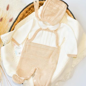Handmade Knit Newborn Boy Romper Set: Hypoallergenic Baby Outfit