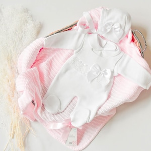 Knit Romper Handmade Hypoallergenic newborn Outfit