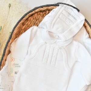 Handmade Knit Newborn Romper Set: Hypoallergenic Baby Outfit