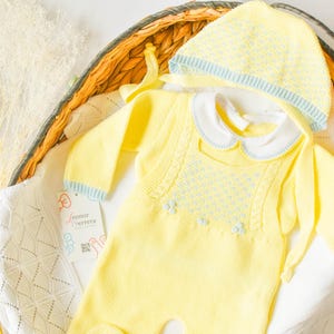 Handmade Knit Newborn Romper Set: Hypoallergenic cotton, Yellow