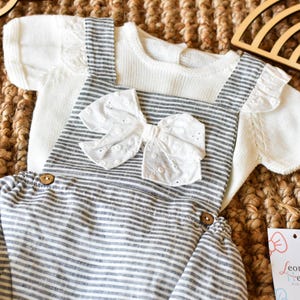 Handmade Knit Baby Outfit: Spanish Style Clothes Set