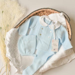 Handmade Knit Baby Outfit: Spanish Style, Hypoallergenic Newborn Set