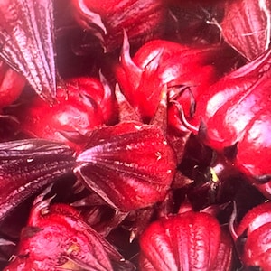 Frystorkade ekologiska ätbara hibiskusblommor – te, gelé, muffins