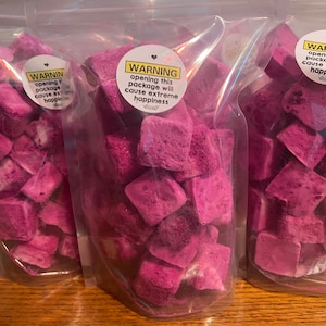 Dragon fruit Ice Cream-Freeze dried Ice cream bites -sweet Homemade Dragon Fruit Ice Cream bites