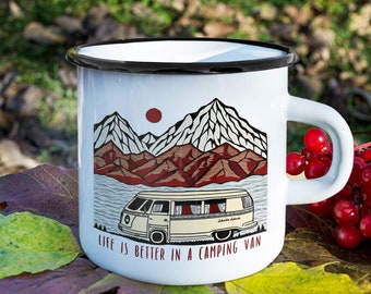Tazza smaltata per camper: furgone retrò, scena naturale - regalo per viaggiatori