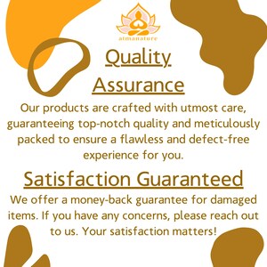 Pode incluir: Um gr&aacute;fico com fundo dourado e texto que diz "Quality Assurance". O texto est&aacute; em negrito, sem serifa. O gr&aacute;fico tamb&eacute;m inclui o texto "Nossos produtos s&atilde;o feitos com o m&aacute;ximo cuidado, garantindo a mais alta qualidade e embalados meticulosamente para garantir uma experi&ecirc;ncia impec&aacute;vel e sem defeitos. Satisfa&ccedil;&atilde;o garantida. Oferecemos uma garantia de devolu&ccedil;&atilde;o do dinheiro para itens danificados. Se voc&ecirc; tiver alguma d&uacute;vida, entre em contato conosco. Sua satisfa&ccedil;&atilde;o &eacute; importante para n&oacute;s!"