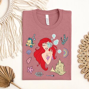 Shirt kleine zeemeermin, shirt Ariel, sweatshirt Disney prinses, zeemeermin zee-matching, shirt prinses Ariel, cadeau voor meisje, cadeau voor haar afbeelding 5