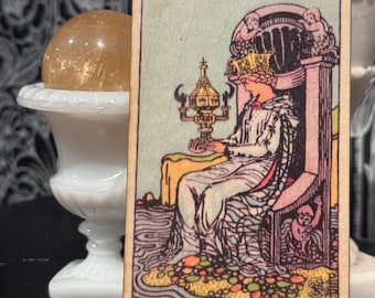 Handcrafted Wooden Queen of Cups Card - Altar Decor & Divination Tool - Witchy Home Decor