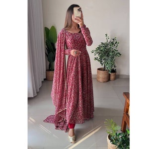 Long frock suit shop design simple