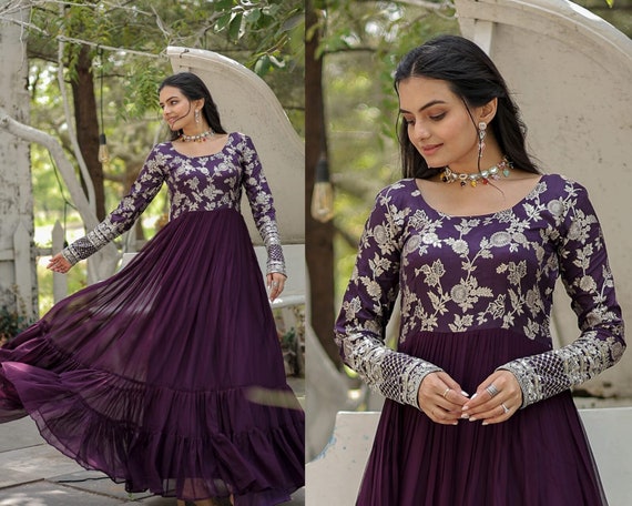 Beautiful Designer Long Gown At Affordable Price – Joshindia