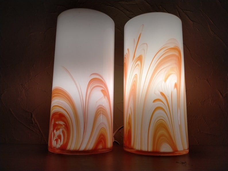 Set van 2 vintage witte en oranje glazen tafellampen, vintage cilindervormige glazen lamp, Murano tafellamp uit de jaren 80, bedlampje afbeelding 3