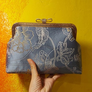 Handgenähte Rahmentasche -FP0223 Kussverschluss-Rahmentasche, Näh-Clutch-Tasche, besondere Anlässe, einzigartige Handarbeit, Vintage-Tasche