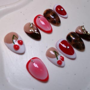 Press on nails