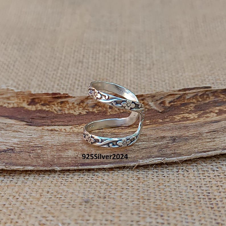 Handmade Sterling Silver Arthritis Ring: Floral Design - Etsy