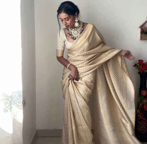 Bhumi's ready hotsell to wear saree