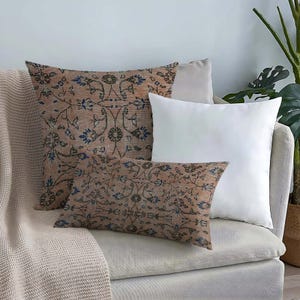 Personalized Gifts,Green Pillow Sham,Kilim Cushion Cover,Soft Pillow,Bedroom Decor Art,Bridesmaid Gift,Office Decor Art,Gift For Him,Handmade Gift,Housewarming Gift,Minimalist Wall Art,Decor Canvas,Christmas Gifts,