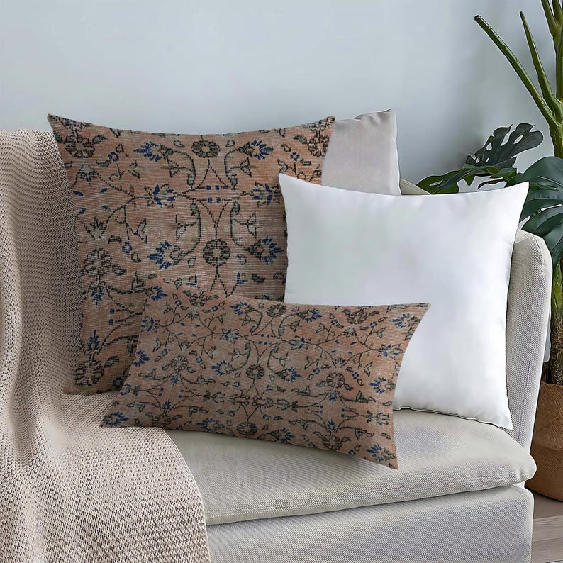 Personalized Gifts,Green Pillow Sham,Kilim Cushion Cover,Soft Pillow,Bedroom Decor Art,Bridesmaid Gift,Office Decor Art,Gift For Him,Handmade Gift,Housewarming Gift,Minimalist Wall Art,Decor Canvas,Christmas Gifts,