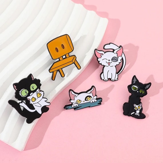 Very Cute Cat Face Anime Style - Cat - Pin