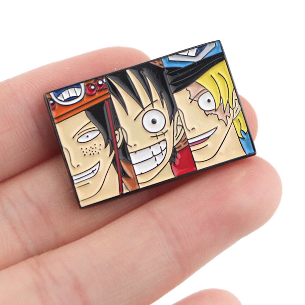 One Piece Ship Skull Luffy Zoro Badges Lapel Enamel Pins Backpack