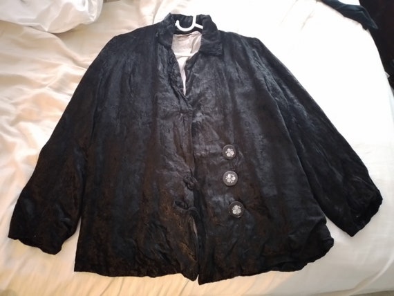 Antique 1910s Edwardian black silk velvet jacket - image 2