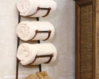 Hanging Towel Rack with Basket