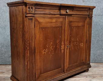 Napoleon III koloniaal buffet in inlegwerk met oriëntalistische decoraties