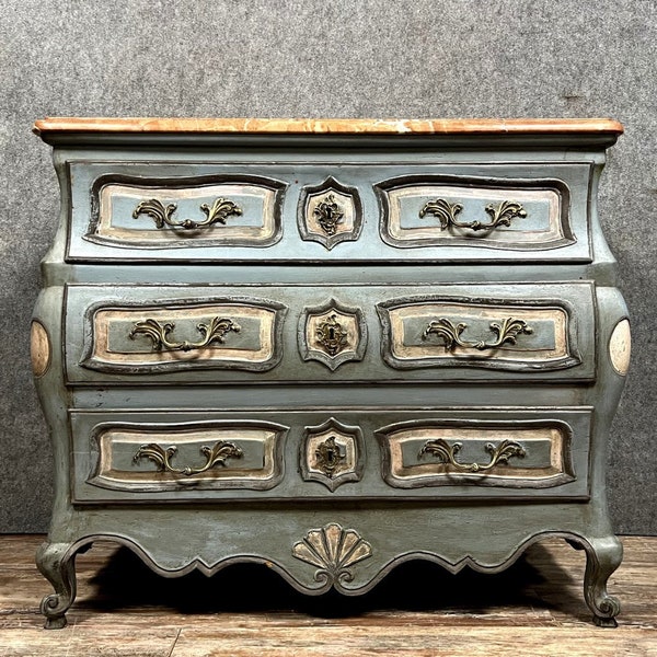 commode Tombeau Bordelaise Louis XV en bois patiné peint vers 1750