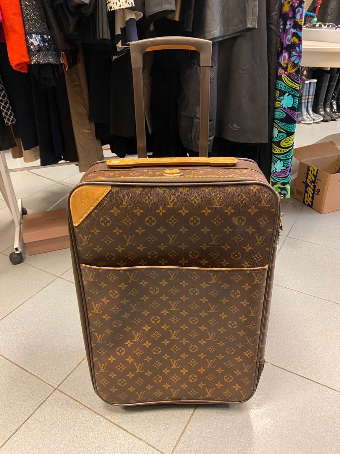Ultra RARE LOUIS VUITTON Humidor Cigar Trunk Luggage Case Keepall Suitcase  LV