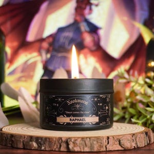 Raphael Candle | Baldur&#39;s Gate 3 | Black Cherry, Musk, Black Pepper, Flame