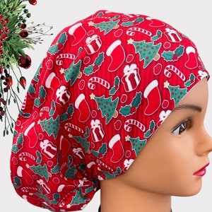 Weihnachtsbaum Euro Scrub Cap für Frauen, chirurgische Haube mit Satin gefüttert, Scrub Kappe für Frauen, Krücken Scrub Cap, Weihnachten Scrub Cap