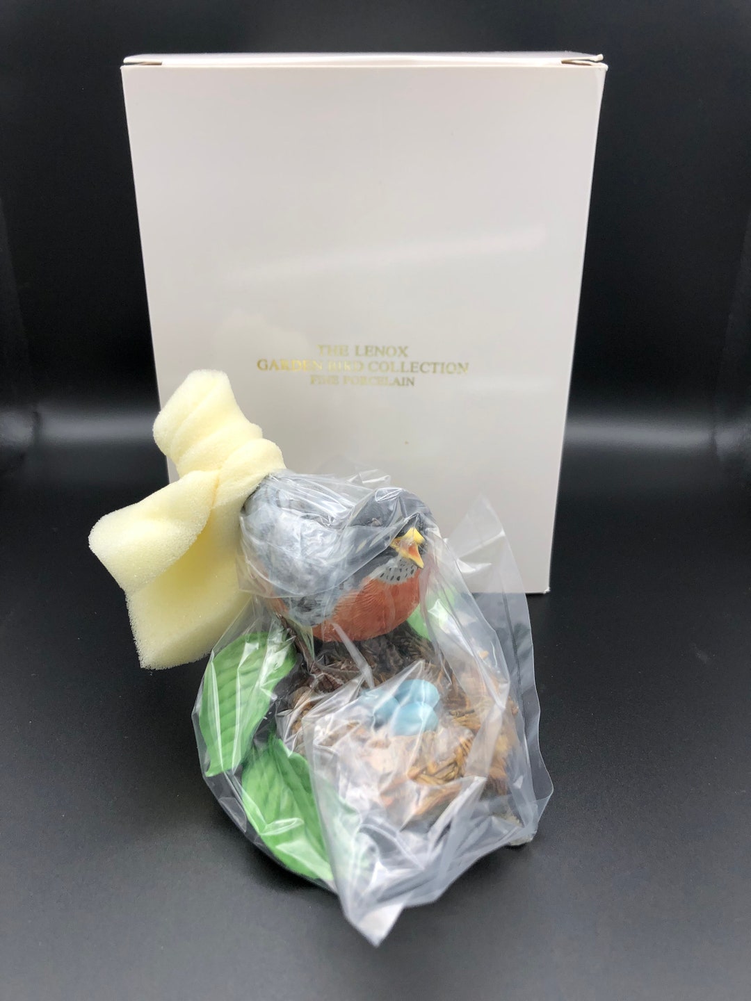 Bird Figurine, Lenox Figurine, Lenox Bird, Robin Bird, Collectible Lenox, Gift for Bird Lover