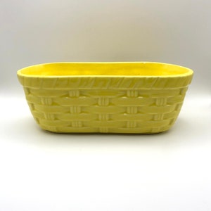 Flower pot, McCoy, Floraline McCoy, McCoy collector, Indoor flower pot, Outdoor flower pot, yellow flower pot, Vintage McCoy, McCoy pottery