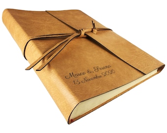 Handgefertigtes Fotoalbum (Double One), hergestellt in Italien, aus feinem Kunstleder, mit und ohne Gravur, ideal für jede Veranstaltung.