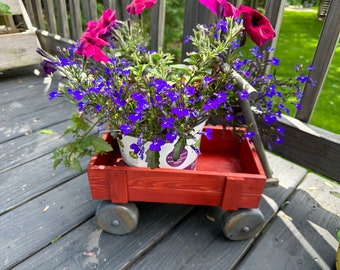 Handmade Wood Wagon Planter / Porch Decor / Home Decor / Outdoor decor