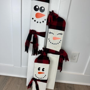 Christmas Decor Wood Picket Snowman / Winter Decor / winter porch decor / Buffalo Check