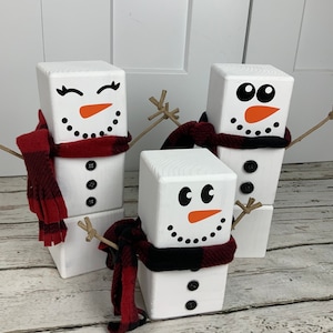 Wood Block Snowman / Snowman family / Christmas Decor / Red Black Buffalo Check