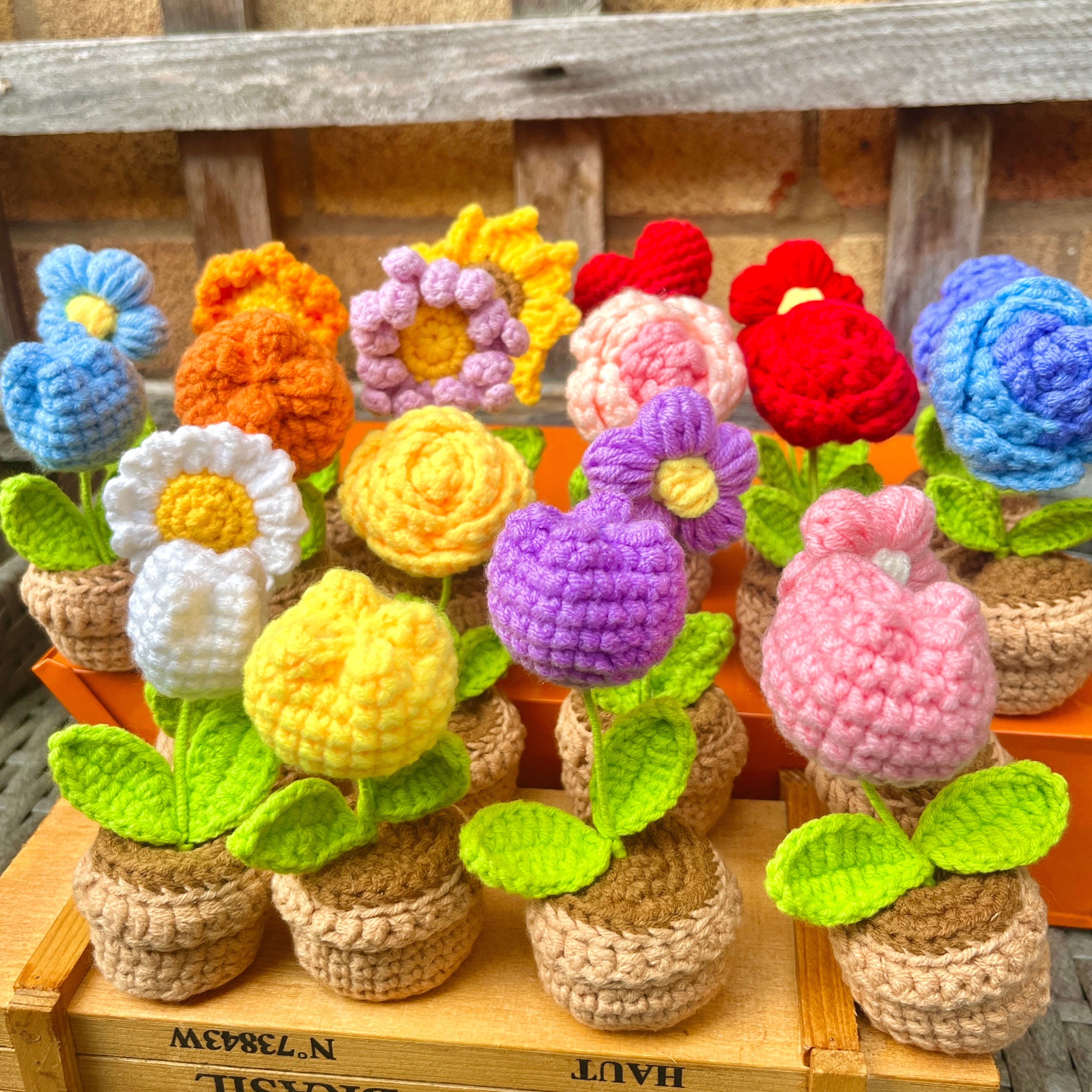 Knitted flower pot - .de