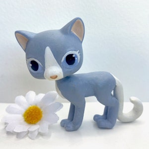 Warrior cat Bristlefrost inspired custom, Bristlefrost cat custom,  lps custom, warrior cat gift, Bristlefrost cat, warrior cat custom