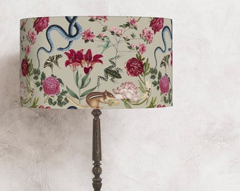 Original Lampenschirm mit Blumen und Tieren -perfekt für Ihre Lampe und Interieur! Lampenschirm für die Lampe ! Versand weltweit !