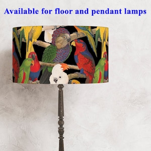 Abat-jour noir pour une lampe sur le thème des perroquets - parfait pour votre lampe et votre intérieur ! Abat-jour fait main ! Expédition dans le monde entier !