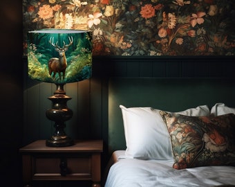 Abat-jour inspiré du cerf dans les bois de William Morris, parfait pour votre lampe et votre intérieur !f Abat-jour fait main ! Expédition dans le monde entier ! :-)