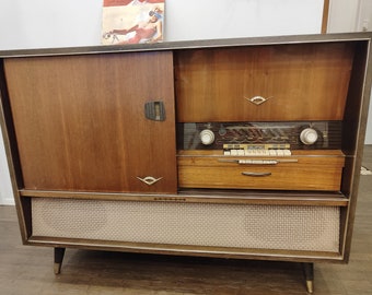 Vintage Grundig radio and record player cabinet / Vintage HI FI / Stereo / Electronics