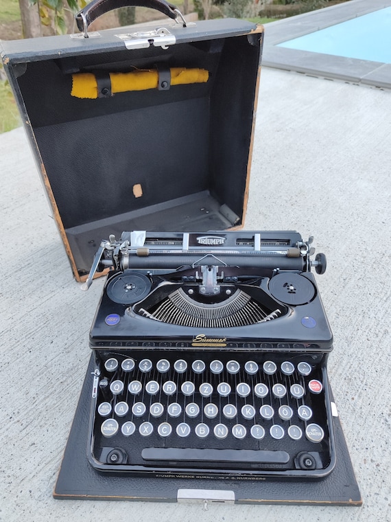 完動品 TRIUMPH NORM 6 トライアンフタイプライター ドイツ仕様